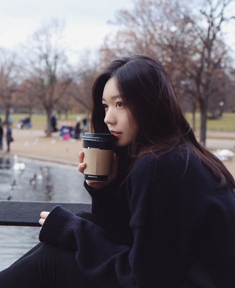 Nhan sắc xinh đẹp của ái nữ tập đoàn phân phối xe hơi Trung Quốc